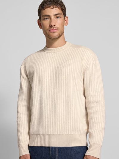 BOSS Orange Sweter o kroju regular fit z mieszanki żywej wełny model ‘KOLTORP’ Złamany biały 3