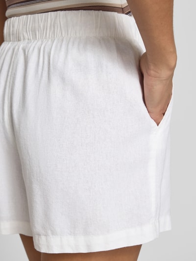 ONLY Bermudy o kroju relaxed fit z mieszanki wiskozy i lnu model 'GOA' Biały 3