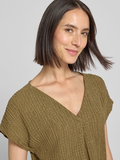 Christian Berg Woman Relaxed fit T-shirt met V-hals en sierplooi Kaki - 3