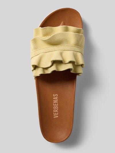 Produktfoto, Slipper aus echtem Leder Modell 'Rocio' von Verbenas mit Rüschenbesatz, abgerundete Passform, profilierte Sohle, offene Ferse, Absatzhöhe 3 cm, Farbe Beige-Braun