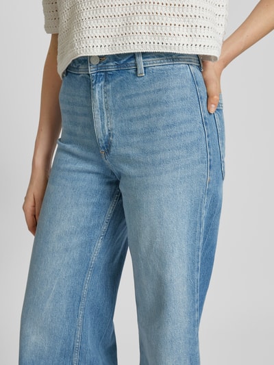 Mango Flared Jeans mit offenem Saum Modell 'CATHERIN' Jeansblau 3