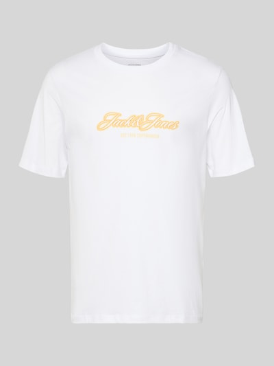Produktfoto, weißes Regular Fit T-Shirt mit Logo-Print von JACK & JONES aus reiner Baumwolle, Rundhalsausschnitt, Rückenlänge 69 cm bei Größe M.