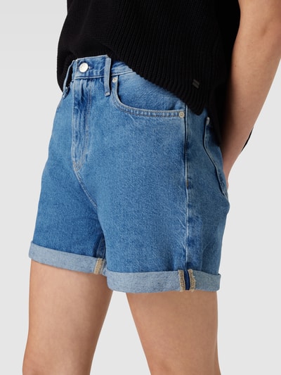 Calvin Klein Jeans Mom Fit Jeansshorts mit Eingrifftaschen Jeansblau 3