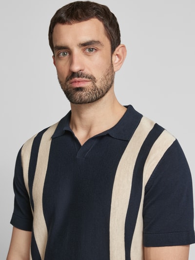 SELECTED HOMME Poloshirt met V-hals, model 'MATTIS' Marineblauw - 3