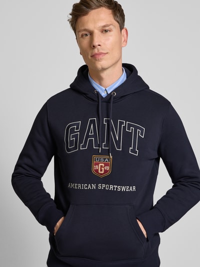 Gant Bluza z kapturem z nadrukiem z logo Granatowy 3