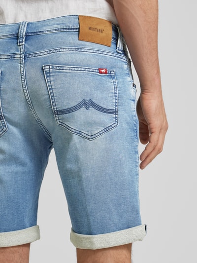 Mustang Straight leg korte jeans in 5-pocketmodel, model 'Chicago' Lichtblauw - 3