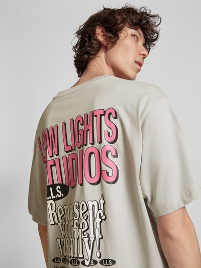 Low Lights Studios T-shirt met labelprint, model 'REPRESENTATION' Lichtgrijs - 3