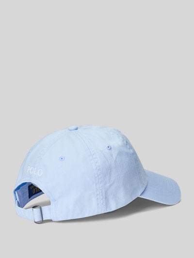 Produktfoto, Basecap aus reiner Baumwolle von Polo Ralph Lauren in Hellblau, unifarben, gesticktes Logo, verstellbarer Riegel, eingestickte Luftlöcher, Webware