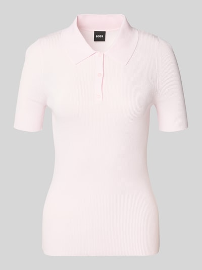 Productfoto, Slim Fit Poloshirt aus Rippstrick van BOSS in lichtroze met ribstructuur, polokraag en 3-knoopsluiting, slanke pasvorm