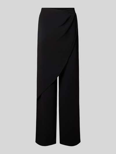 Produktfoto, Hose in Wickel-Optik von Gina Tricot in Schwarz, weiches Material mit Stretch, Regular Fit, Drapierungen, grauer Hintergrund