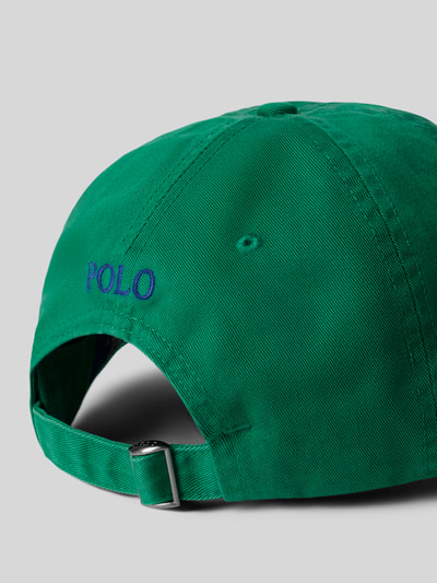 Productfoto, Basecap uit pure katoen van Polo Ralph Lauren in effen groen met logo-detail, geborduurde luchtgaatjes, verstevigde klep, verstelbare sluiting, context: dames basecap