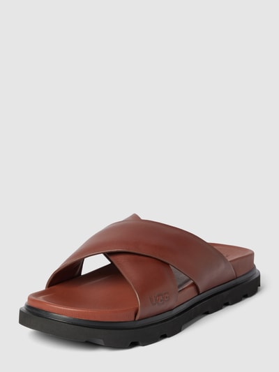 UGG Slippers met brede riempjes, model 'CAPITOLA CROSS SLIDE' Cognac - 1