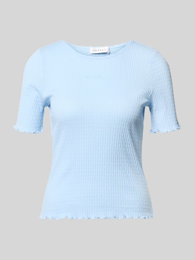 Produktfoto, Damen T-Shirt mit Strukturmuster in Hellblau, Logo-Stitching, Muschelsaum, Rundhalsausschnitt mit Spitze, Modell 'Lune' von OH APRIL, Reine Baumwolle, Körpernaher-Schnitt, Rückenlänge bei Größe S: 50 cm.