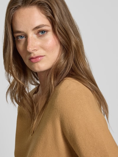 Oui Bluzka z dzianiny z dekoltem w serek Camel 3