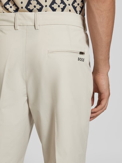 BOSS Green Regular Fit Shorts mit Gürtelschlaufen Modell 'Speedflex' Beige 3