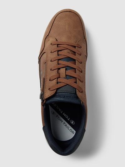 Tom Tailor Sneaker mit Label-Details Cognac 5