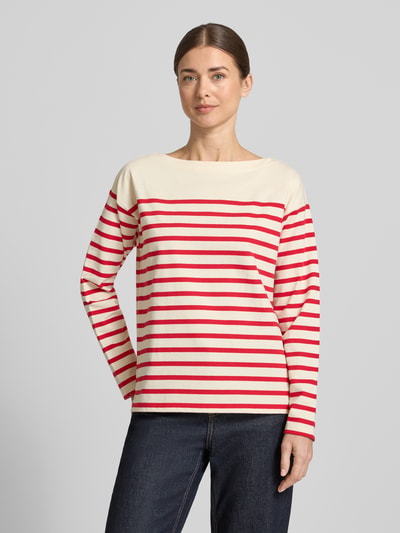 Frauenmodel trägt Regular Fit Pullover aus reiner Baumwolle von Lauren Ralph Lauren, Optik:Allover-Muster, gestreift, Langarm, U-Boot-Ausschnitt, Label-Patch, Materialverarbeitung: Sweat, Ganzkörperansicht von vorne.