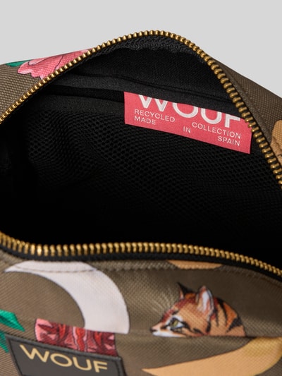WOUF Kosmetiktasche mit Label-Patch Modell 'Rodeo' Oliv 3