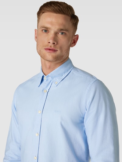 BOSS Orange Regular Fit Freizeithemd mit Button-Down-Kragen Modell 'Rickert' Hellblau 3