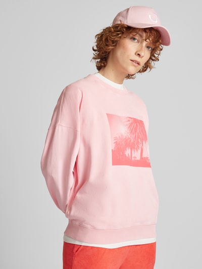 Juvia Sweatshirt mit Motiv-Print Rose 3