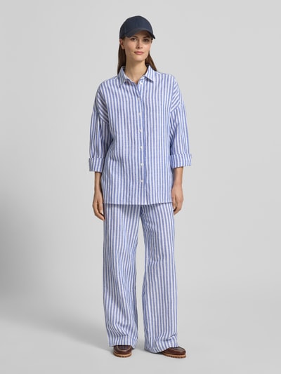 Christian Berg Woman Relaxed Fit Leinenbluse mit überschnittenen Schultern Dunkelblau 1
