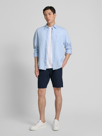 Christian Berg Men Sweatshorts mit Strukturmuster Marine 1