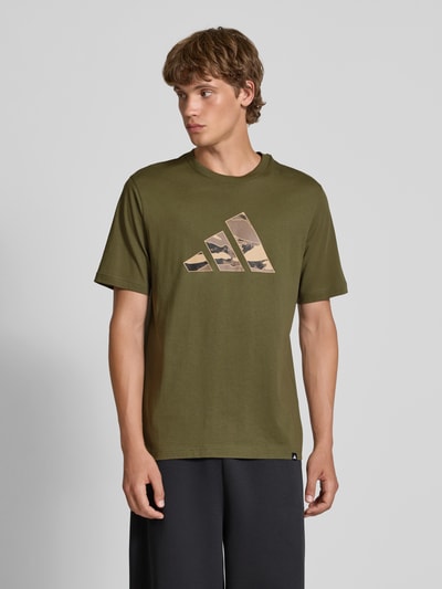 adidas Sportswear Regular Fit T-Shirt aus reiner Baumwolle mit Logo-Print Oliv 4