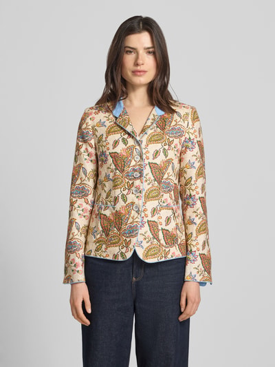 Vrouwenmodel draagt Slim Fit Blazer uit zuiver linnen met all-over bloemenprint, opstaande kraag, opgestikte zakken, knoopsluiting, WHITE LABEL, ruglengte maat 36: 56 cm, borstwijdte 44 cm, mouwlengte 58 cm, frontaal totaalbeeld