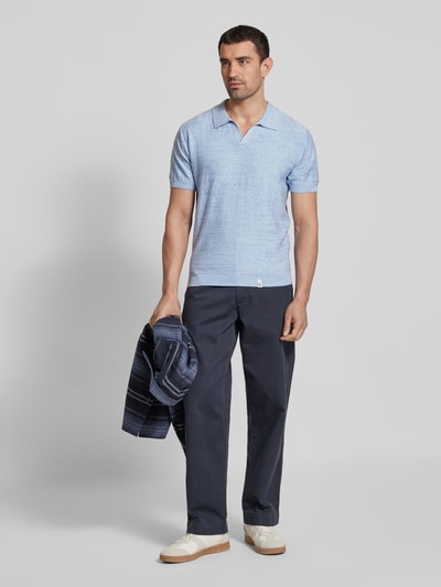 Colours & Sons Regular Fit Poloshirt mit V-Ausschnitt Hellblau 1