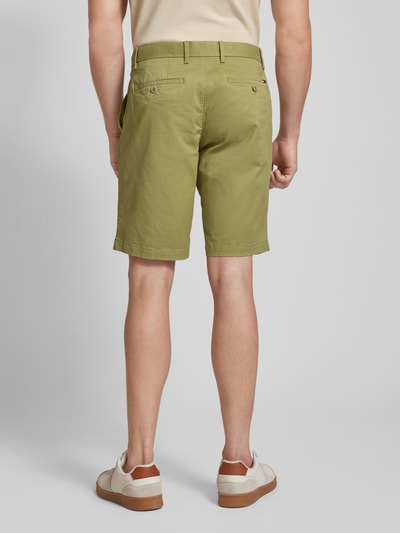 Tommy Hilfiger Straight Leg Chino-Shorts mit Gesäßtaschen Modell 'HARLEM' Oliv 5