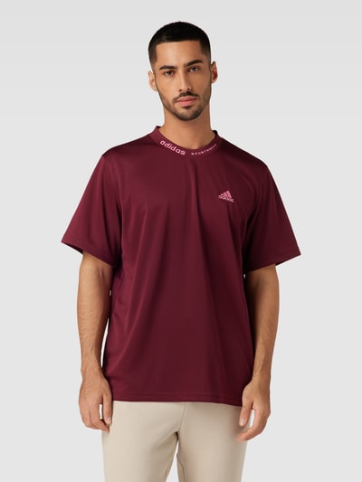 ADIDAS SPORTSWEAR T-Shirt mit Label-Stitching Bordeaux 4