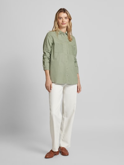 Christian Berg Woman Regular fit corduroy blouse met borstzakken Rietgroen - 1