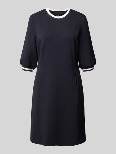 Produktfoto, Regular Fit Kleid aus Baumwoll-Mix von Marc Cain, kolor ciemnogranatowy, okrągły dekolt, długość do kolan, rękaw o dł. 1/2, długość tyłu w rozmiarze 36: 92 cm, szerokość w rozmiarze 36: 46 cm, długość rękawów w rozmiarze 36: 39 cm, mieszanka bawełny