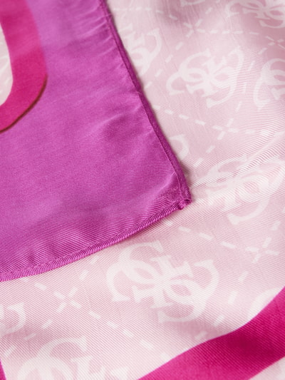 Guess Schal aus Viskose mit Label-Detail Modell 'FOULARD' Pink 2