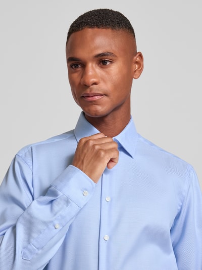 Christian Berg Men Regular Fit Businesshemd aus Baumwolle mit Kentkragen Bleu 3