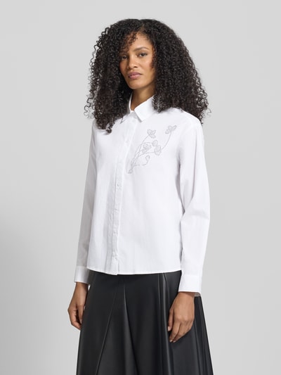 Christian Berg Woman Bluzka koszulowa o kroju regular fit z obszyciem ozdobnymi kamieniami Biały 4