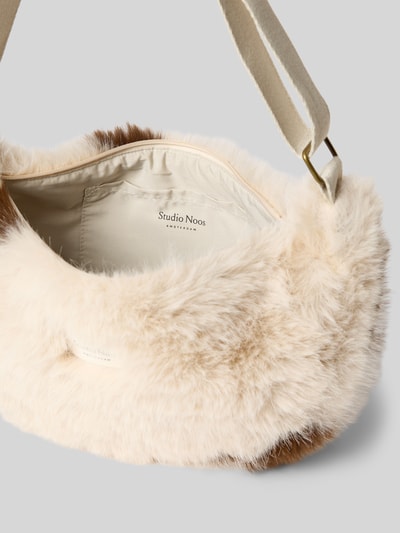 STUDIO NOOS Shoulder Bag mit Kunstfellbesatz Offwhite 5