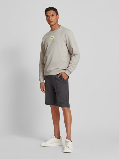 HUGO Sweatshirt met labelpatch Lichtgrijs - 1