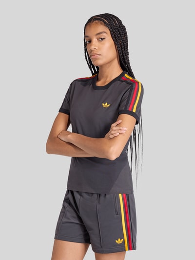 adidas Originals T-Shirt mit Label Stitching aus Baumwoll-Mix Anthrazit 4