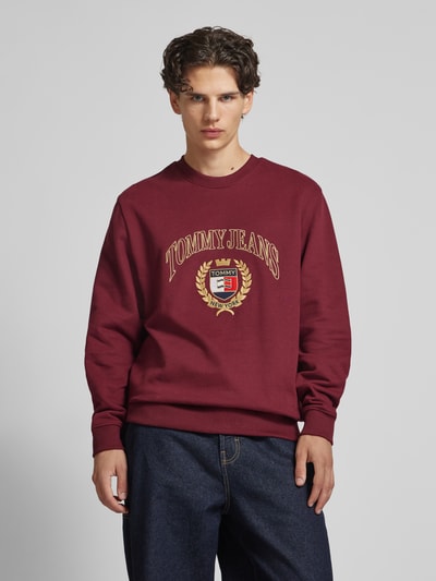 Tommy Jeans Regular Fit Sweatshirt mit Label-Stitching Bordeaux 4