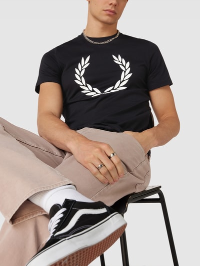 Fred Perry T-Shirt mit Logo-Print Modell 'Laurel' Schwarz 3