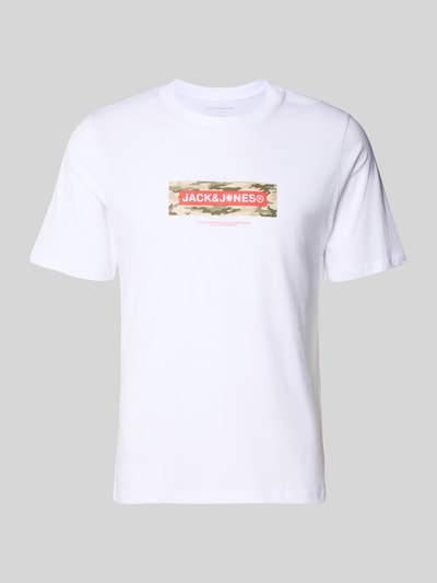 Produktfoto, weißes Herren T-Shirt mit Logo und Rundhalsausschnitt von Jack & Jones aus reiner Baumwolle im Regular-Fit, Rückenlänge 68 cm.