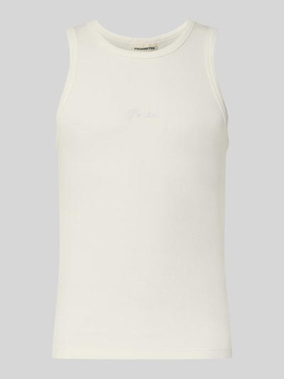 Produktfoto, weißes Herren Tanktop mit Körpernaher-Schnitt, Baumwoll-Mix mit Stretch-Anteil, Feinripp und Logo-Stitching, Modell 'The Embroidery' von PROHIBITED, Rundhalsausschnitt, Rückenlänge 56 cm bei Größe M