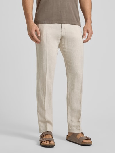 Männermodel trägt Straight Leg Leinenhose mit Tunnelzug Modell 'LEROY' von SELECTED HOMME, Unifarben, Flammgarn, Leinen-Baumwolle-Mix, Ganzkörperansicht von vorne