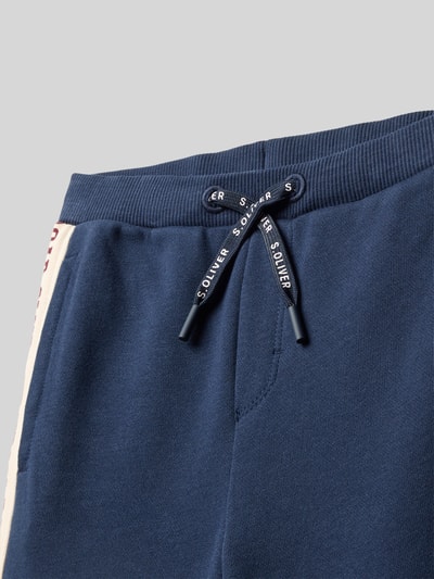 s.Oliver RED LABEL Spodnie dresowe o kroju regular fit z mieszanki bawełny Granatowy 2