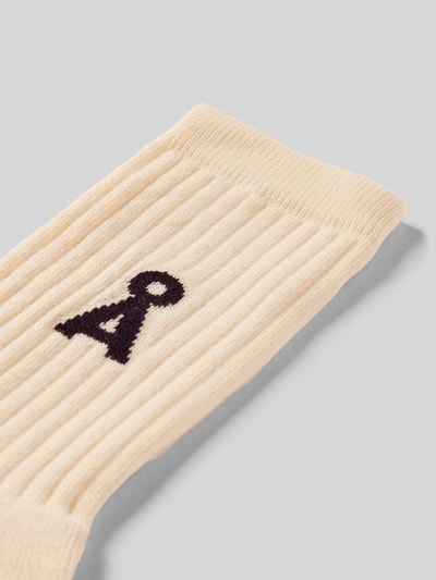 Produktfoto, beżowe Socken aus Baumwoll-Mix Modell 'SAAMUS BOLD' von Armedangels, jednolity kolor, żebrowany ściągacz, logo, bawełniany stretch