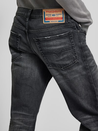 Diesel Jeans mit 5-Pocket-Design Jeansblau 3