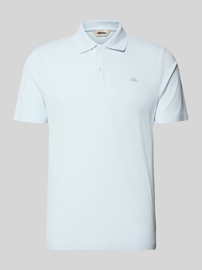 Produktfoto, jasnoniebieska koszulka polo Slim Fit Poloshirt mit Logo Modell 'EDMOND' od Ellesse, mieszanka materiałów z dodatkiem streczu, krój slim fit, logo, listwa guzikowa, długość tyłu w rozmiarze M: 63 cm