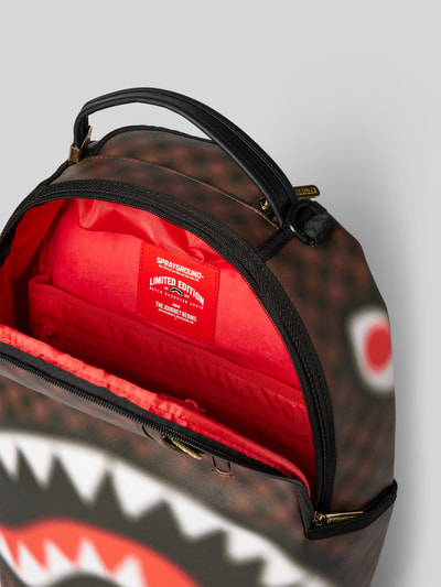 Sprayground Rugzak met labelpatch, model 'SHARK IN PARIS' Donkerbruin - 5