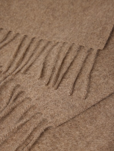 Produktfoto, Schal aus Kaschmir mit Fransen von SALMONE, unifarben, rechteckig, weiche Textur, Detailaufnahme, reiner Kaschmir